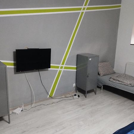 Hostel Antonia ทิมิชัวรา ภายนอก รูปภาพ